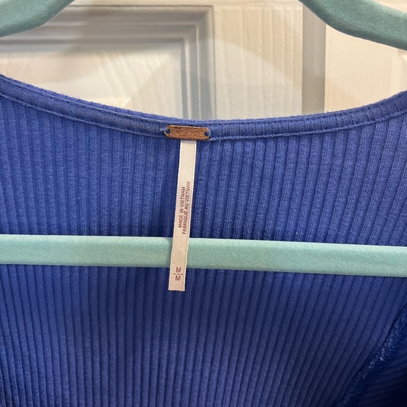 Free People Cropped Blue / Purple cropped sweater top M - Picture 2 of 3